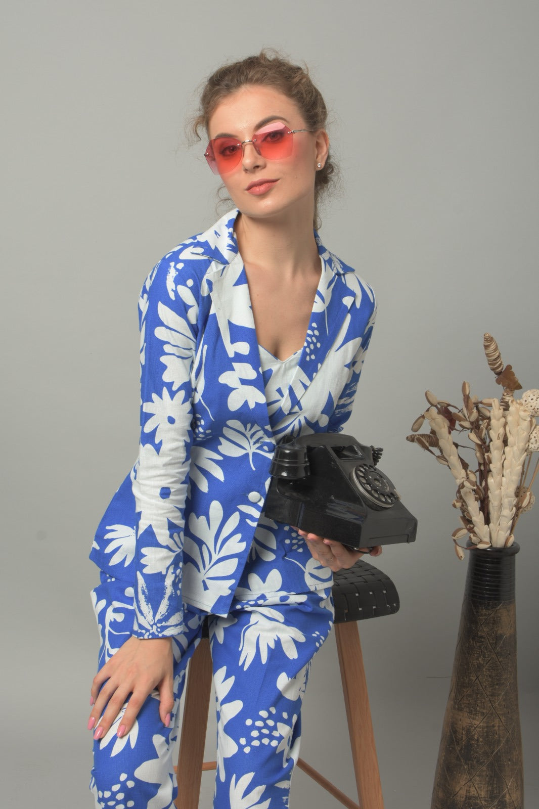 Krakshi- Blue Floral Linen Co-Ord Set for Women's | Full Sleeves Blazer & Elastic Waist Pant with Pockets | Relax Fit Western Fashionable Women Formal Summer Wear Cord