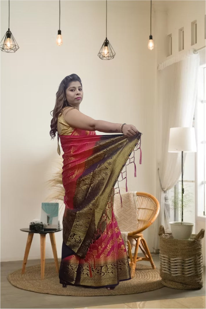 Krakshi- Magenta Colour Silk saree with the designer Palu for women